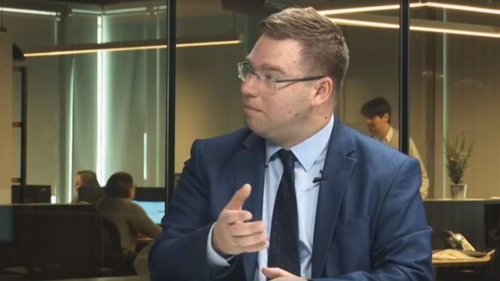 Tko je manje pošten - ministar Pavić koji ignorira pitanja ili oni koji ignoriraju njegov odgovor i mrze bez pokrića