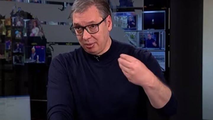Vučić ne odustaje od obećanja: 'Podići ćemo mirovine i plaće'