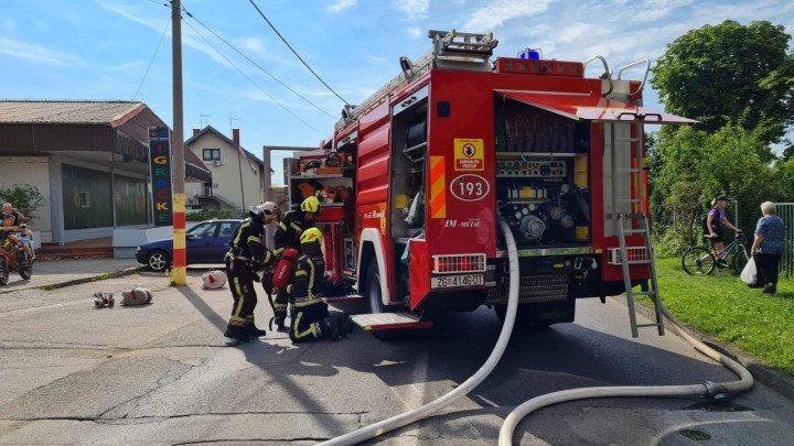 Hrabri vatrogasci imaju manju mirovinu od saborskih zastupnika i članova Vlade; Donosimo pregled kroz godine