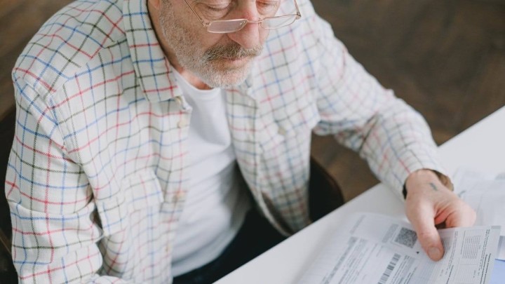 Miroslav mirovinu čeka još od studenoga: 'Bez rješenja ne mogu ni ZET-om ni HŽ-om'