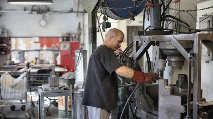 Radnika sve više, odnos s umirovljenicima i dalje nepovoljan: Plaće rastu brže od mirovina