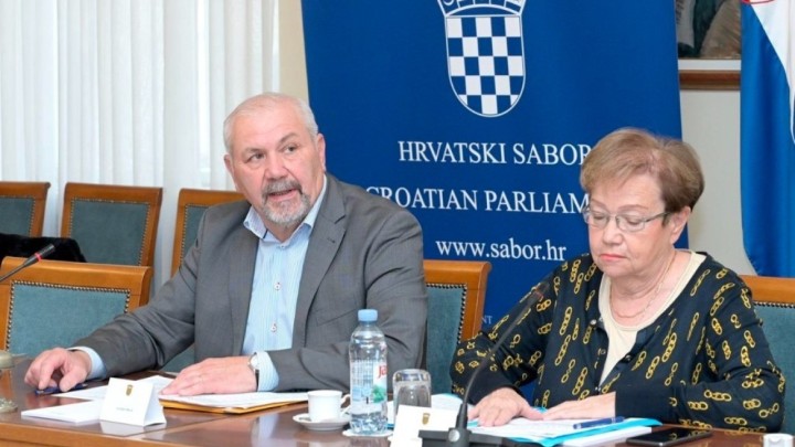 Što je napravljeno za umirovljenike zadnjih 20 godina u Saboru: Od povrata duga do dijela obiteljske mirovine