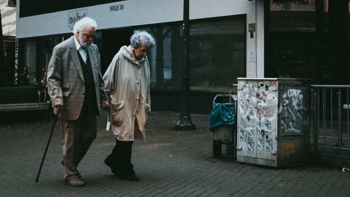 Supružnik ima do 599 eura mirovine, a vi nemate ništa? Dobit ćete 150 eura od države