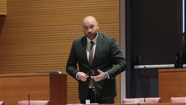 Baksa traži ukidanje HRT-ove pristojbe za umirovljenike: 'Mnogima to nije mali iznos'