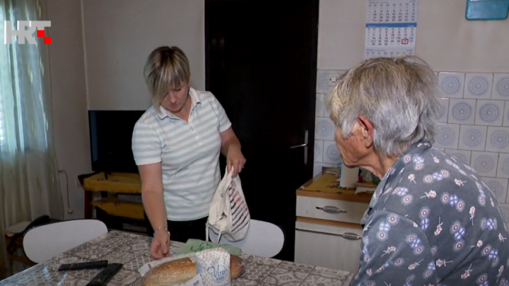 Pomoć gerontodomaćica koja traje više od 10 godina: 'Puno mi znači da nisam sama'