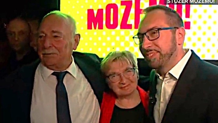 Tomašević slavio u zagrljaju roditelja: 'Cijeli život su uz mene, to mi puno znači'