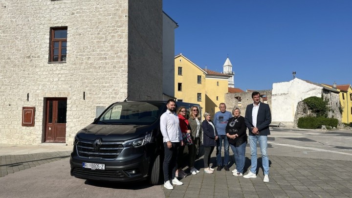 Prijevoz za umirovljenike u još jednom gradu: Lakše do liječnika i trgovine