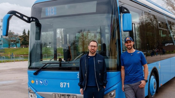 Prvi električni autobus stigao u Zagreb: Provozao ga naš zlatni olimpijac