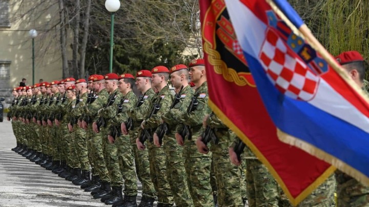 Vlada opet uvodi obvezni vojni rok: Trajat će dva mjeseca i računati se u staž