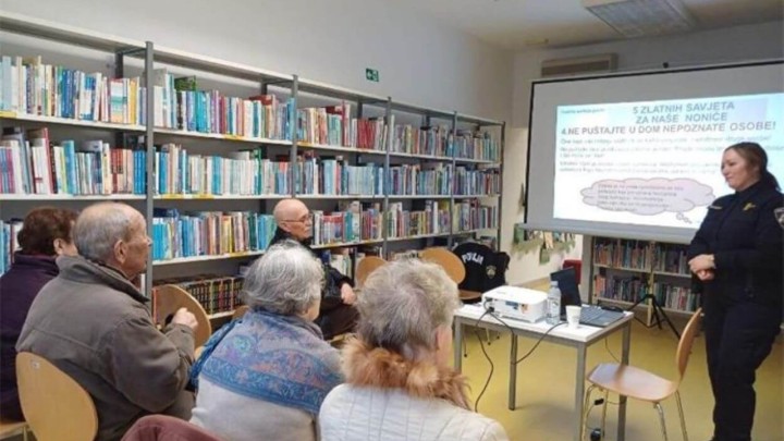 Policija poziva na oprez: Građani treće dobi na meti sve više prijevara