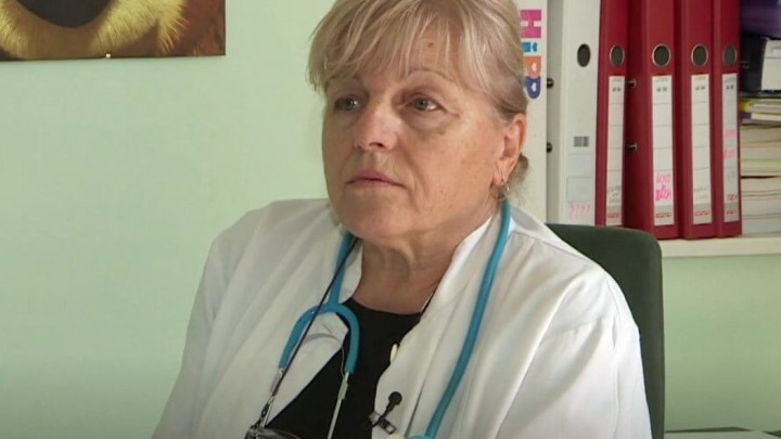 Umirovljeni pedijatri vratili se na posao: Da nema njih, djeca u Kninu ne bi imala doktora