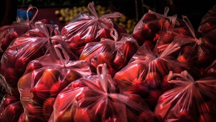 Promjena od nove godine: Tanke plastične vrećice za voće i povrće više neće biti besplatne