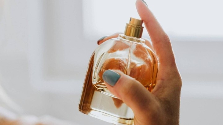 Znate li što su feromon parfemi? Neki kažu da se u njima krije tajna privlačnosti