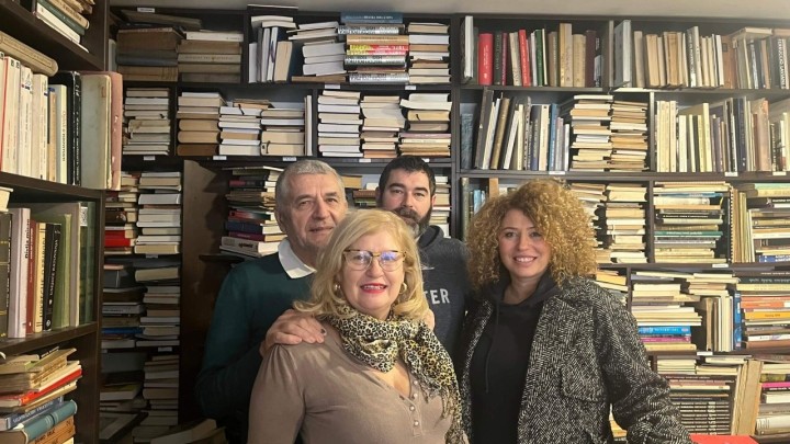 Zavirili smo u antikvarijat Vremeplov: 'Ispod markica smo nalazili tajne poruke udvarača'