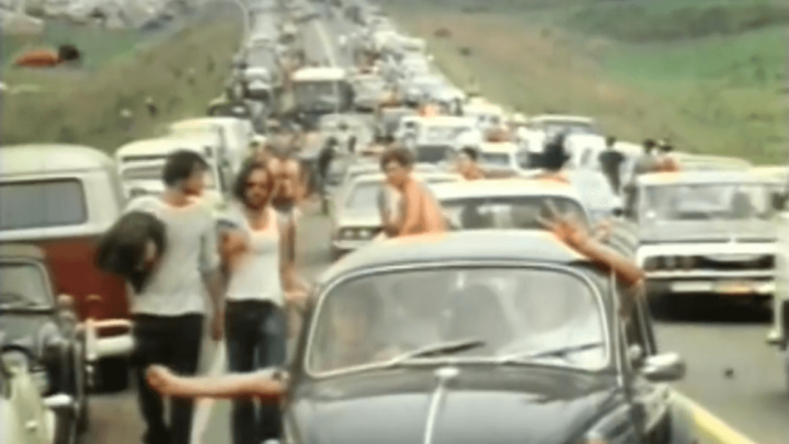 [15.8.] Više od 400.000 hipija pohrlilo na Woodstock, neponovljivi događaj koji je obilježio generaciju
