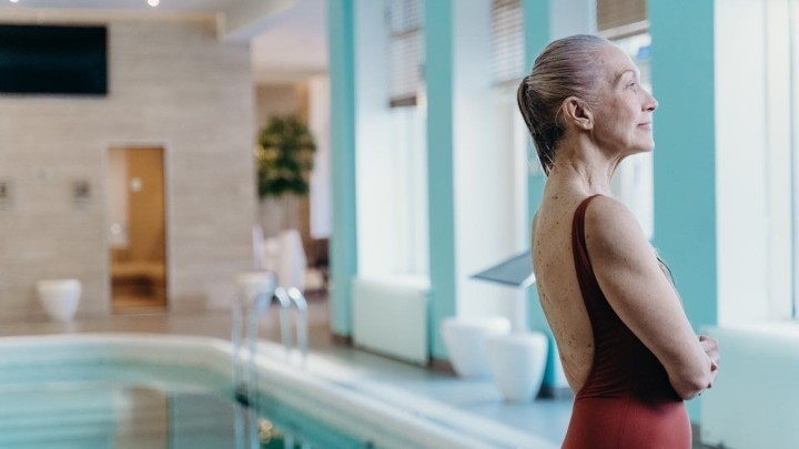 Bake kažu da ćemo od kupanja u hladnoj vodi dobiti upalu mjehura: Evo što kaže liječnica