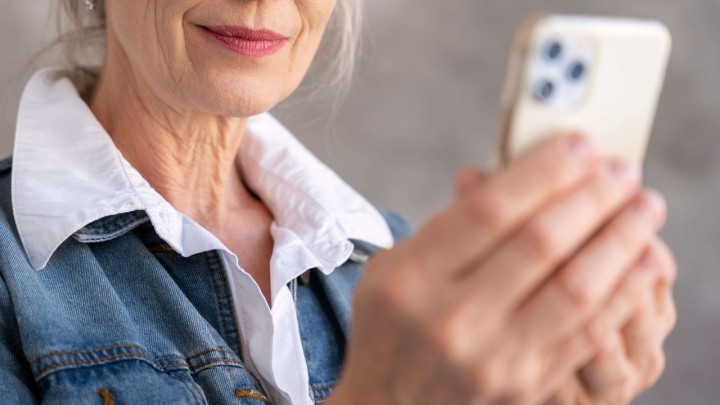 Osobe koje koriste mobitel više od šest sati tjedno imaju veću šansu za kardiovaskularnim bolestima