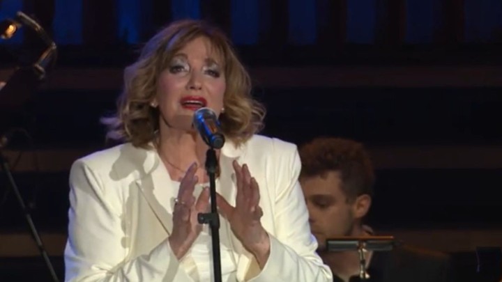 Tereza Kesovija najavila zadnju turneju: 'Odavno sam već u mirovini, ne mogu više pjevati'