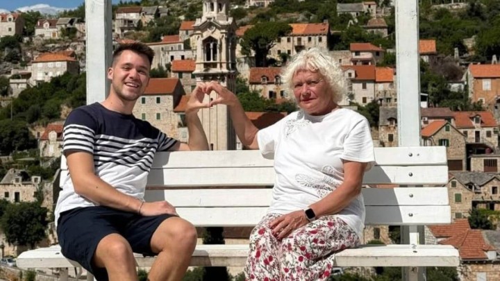 Influencer i baka zajedno putuju: 'Tek mi je 77, a živim život kao da mi je 27'