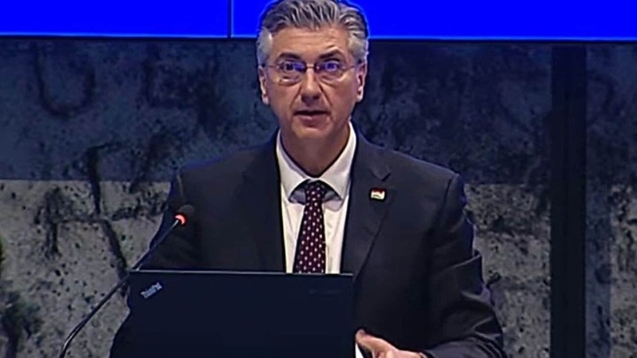 Plenković se opet oprostio od ministra Piletića: 'Jedan aplauz za našeg Marina'