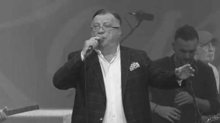 Umro je legendarni Halid Bešlić (72): Pamtit ćemo ga po velikim hitovima