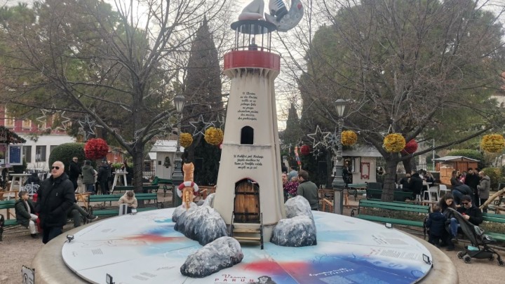 Maštovitom skulpturom Šibenik odao počast pjesnikinji Vesni Parun, pogledajte kako izgleda